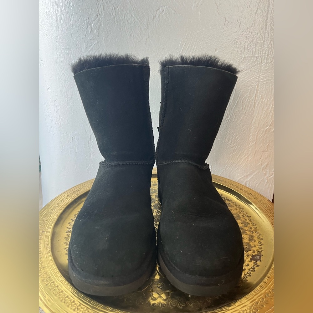 Bailey Bow Uggs - image 4